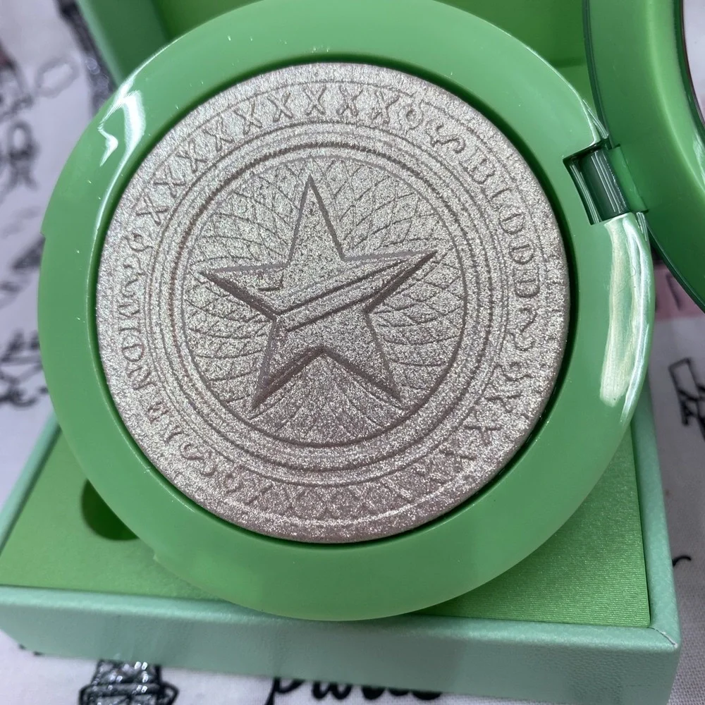 Jeffree Star Extreme Frost Highlighting Powder STRIPPER MAGIC DISCONTINUED